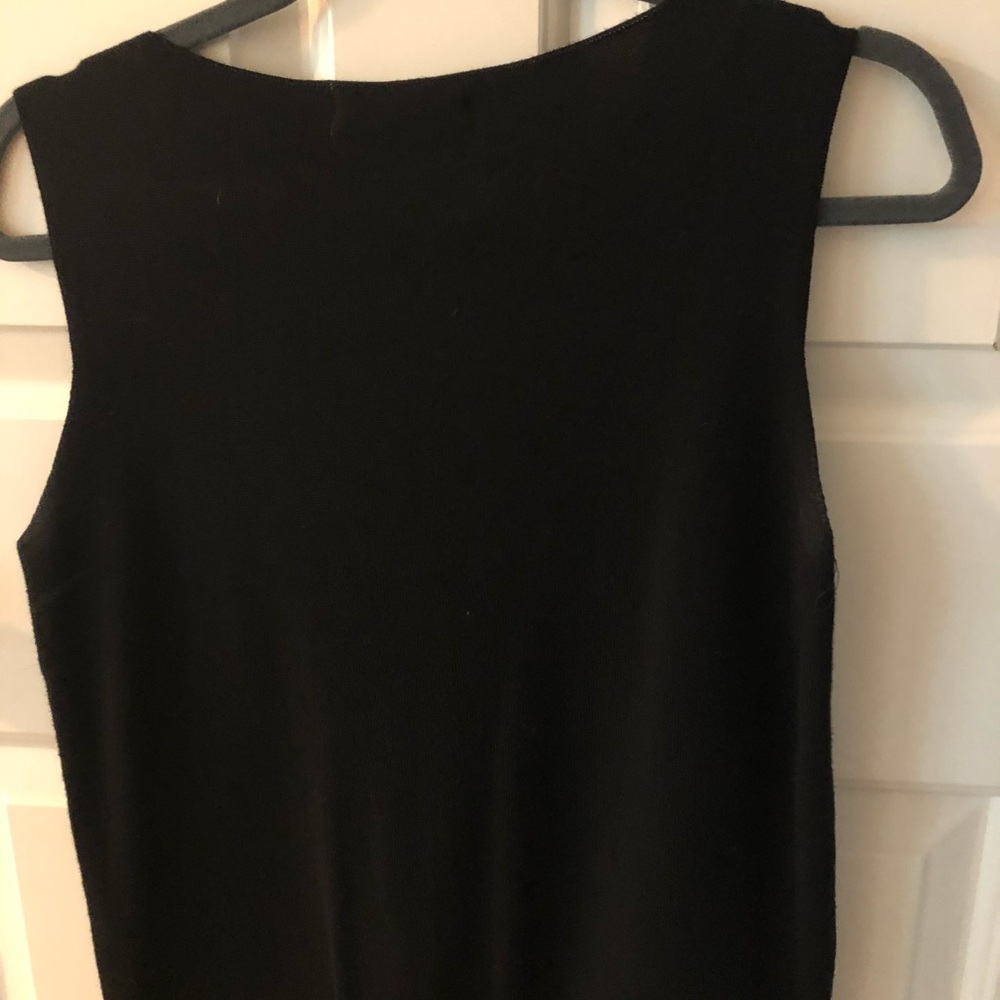 Black no sleeve top from Zara!